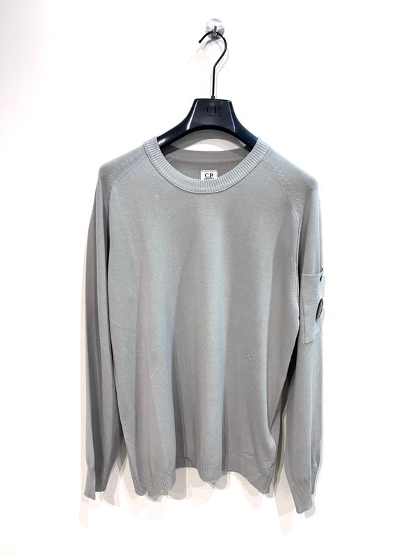 Maglia girocollo calata in crepe di cotone . Col. Calce