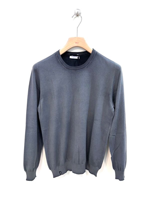 Maglia girocollo in cotone trattamento artigianale aerografo sfumata. Col. Ferro