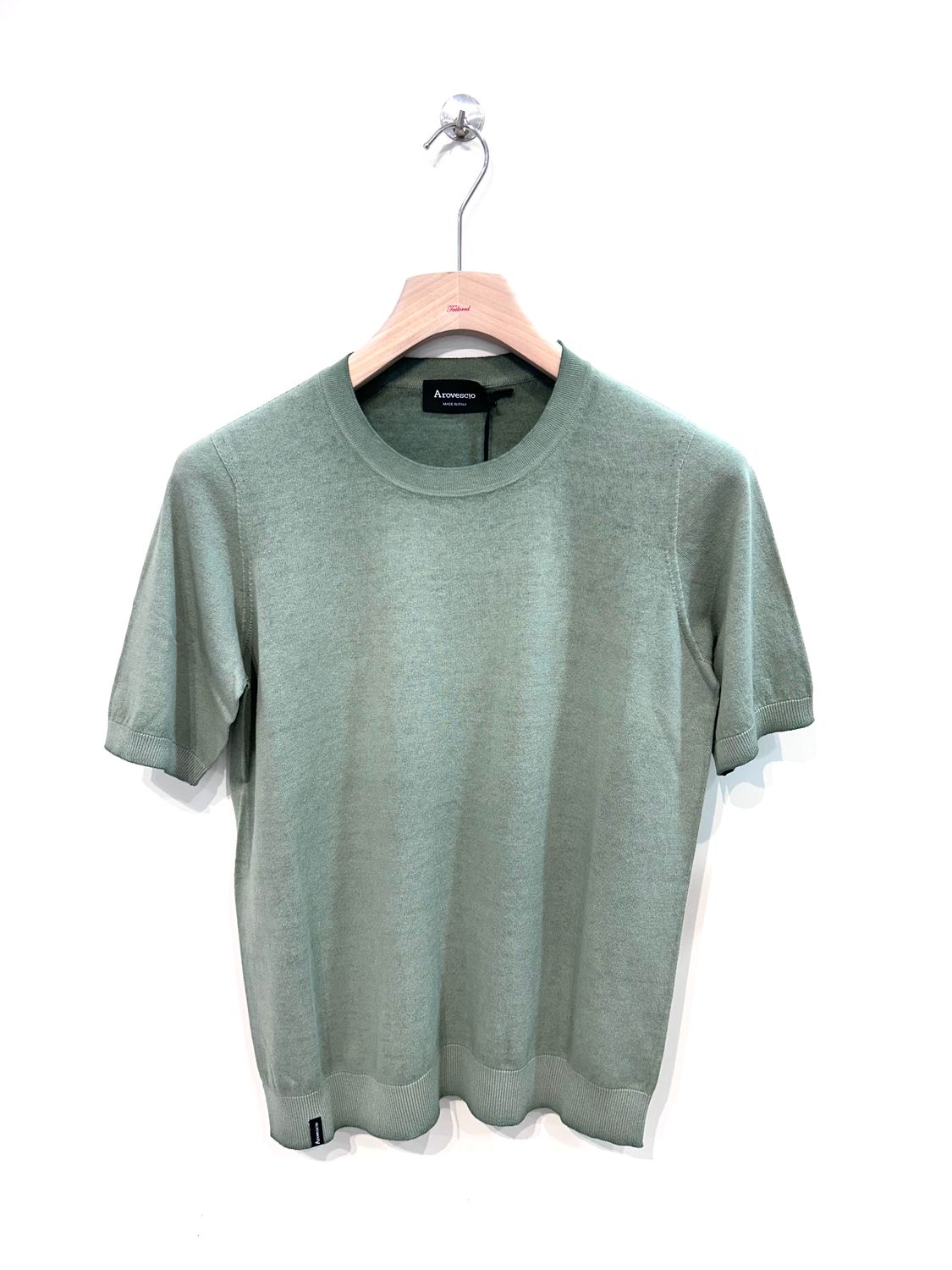 T-shirt in crepe di cotone calata, Trattamento wave. Col. Salvia