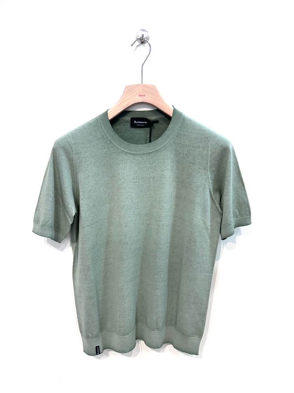 T-shirt in crepe di cotone calata, Trattamento wave. Col. Salvia