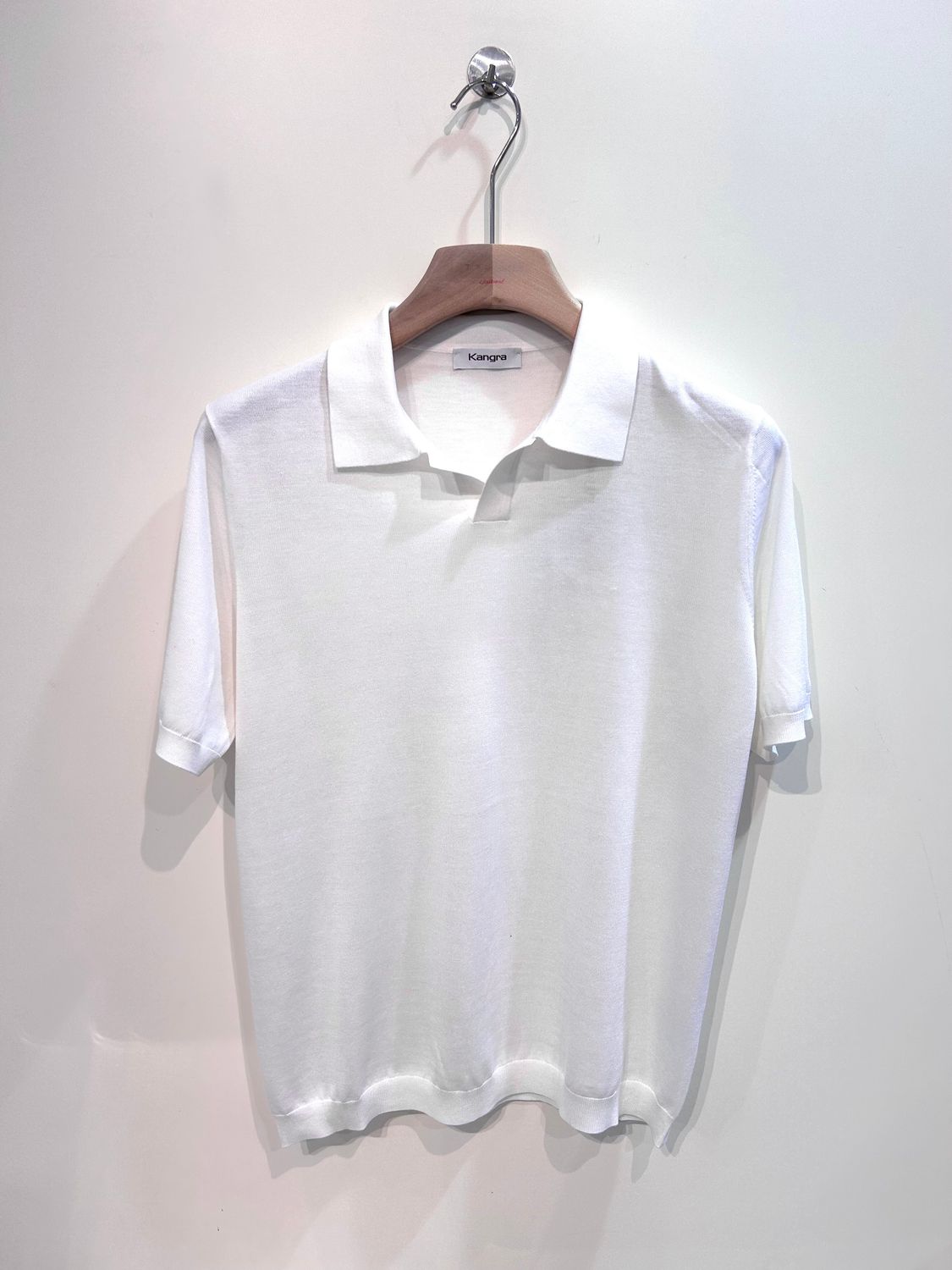 Polo collo derby calata in seta e cotone . Col. Bianco