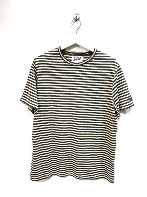 T-shirt rigata in lino e cotone. Col. Beige / Militare