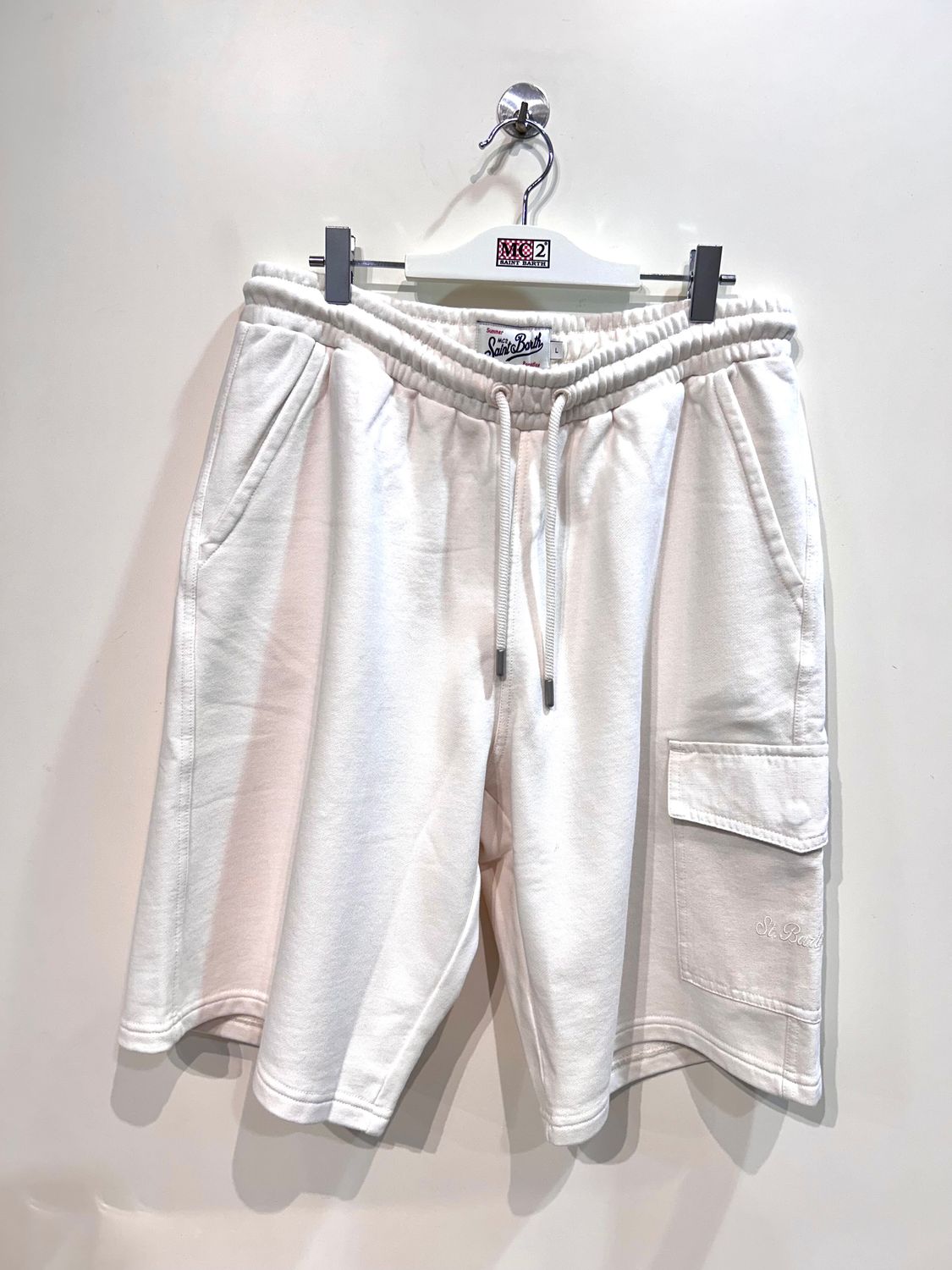 Bermuda in Jersey felpa con tascone laterale. Col. Naturale