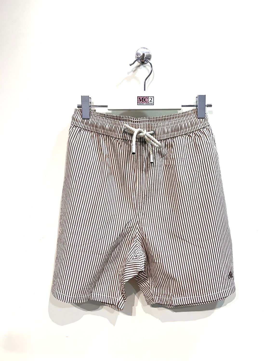 Boxer mare in nylon millerighe tessuto seersucker. Col. Beige / Tabacco