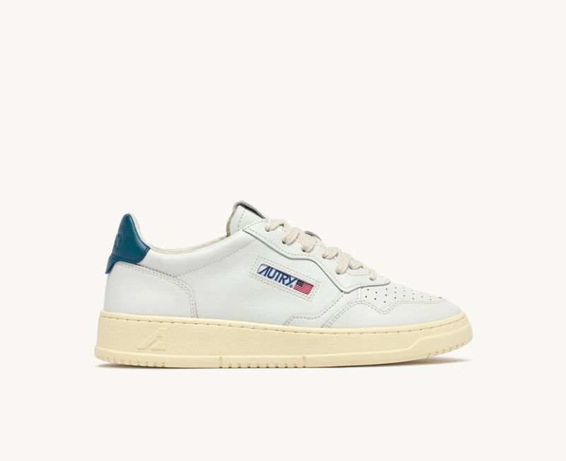 Sneaker AUTRY ispirata ai modelli vintage anni 80.  Col. Bianco / Ottanio NEW COLLECTION