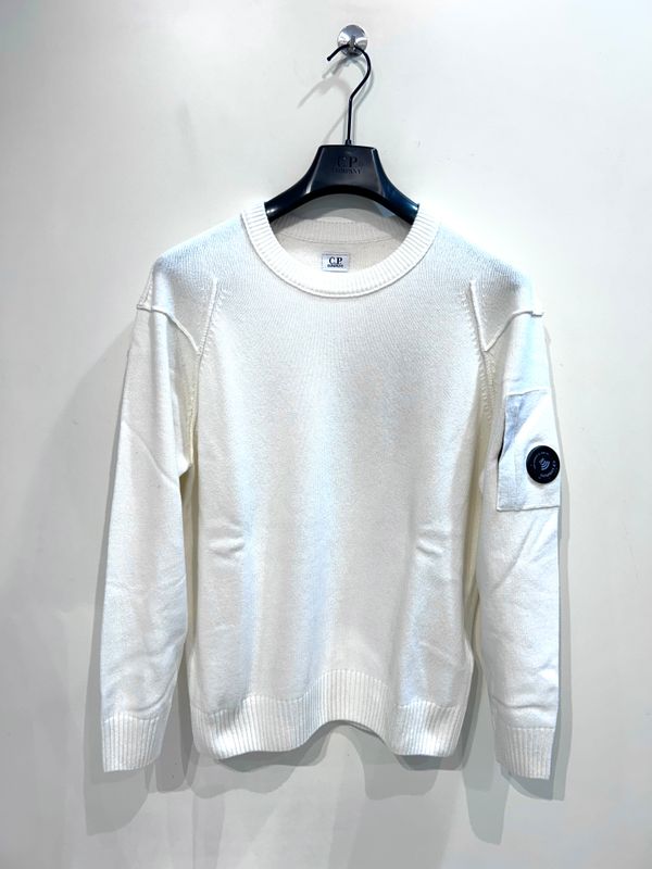 CP COMPANY Maglia girocollo in Lambswool. Col. Latte