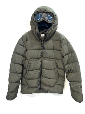 CP COMPANY Goggle Jkt. in nylon lucido, piuma d'oca. Col. Verde Militare