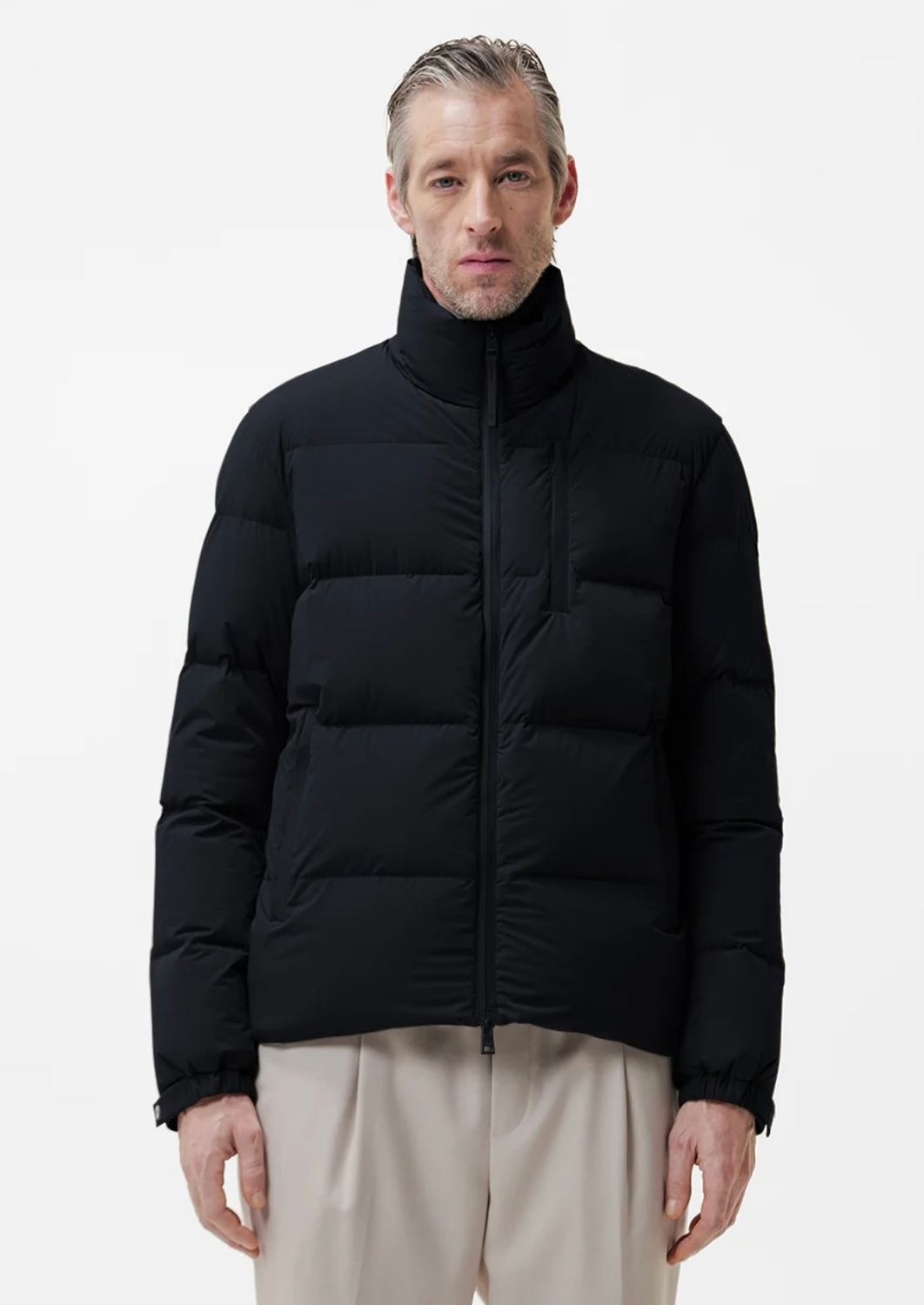 DUNO Piumino corto trapuntato nylon opaco elasticizzato. Col. Blu navy