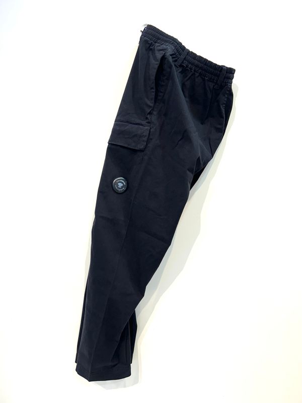 CP COMPANY Pantacargo raso di cotone strech. Col. Nero