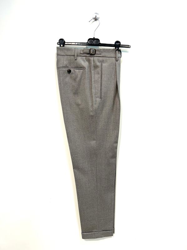 BERWICH Pantalone in pura lana con pence e laccetti. Col. Desert