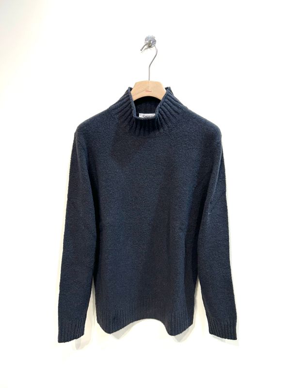 KANGRA Maglia collo vulcano soft boucle’ lana poly e cashmere. Col. Piombo