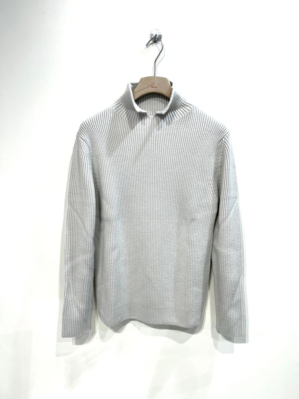 KANGRA Maglia collo camino con spacco, pura lana. Col. Gesso
