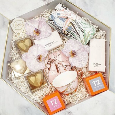 Luxe Gift Box 11