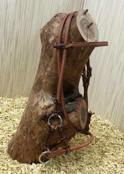side pull round leather nose