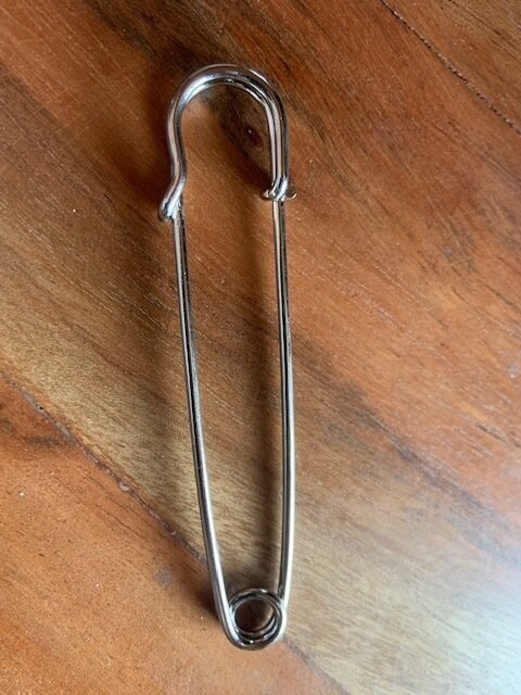 Epingle à dossard