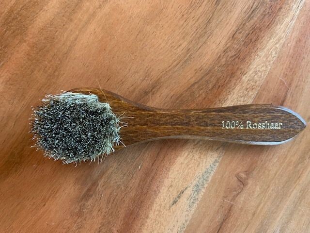 BROSSE CRIN DE CHEVAL