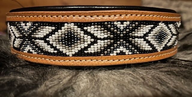Collier perles Blanc/noir