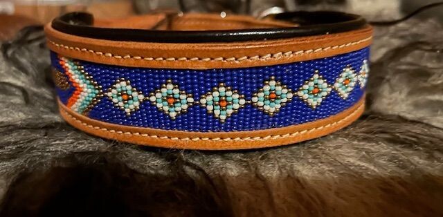 Collier perles bleues
