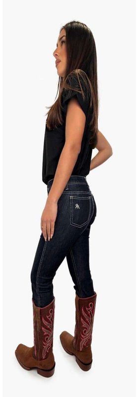 Modèle Antos Minimal Modèle Antos Minimal