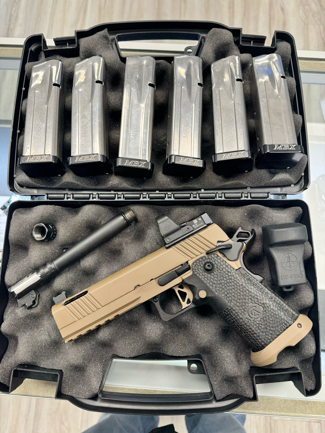 Cosaint 2011 10MM Delta Point Pro,6 Mags