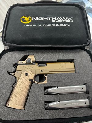 Nighthawk Custom - Sand Hawk W/Trijicon 2.5MOA SRO FDE