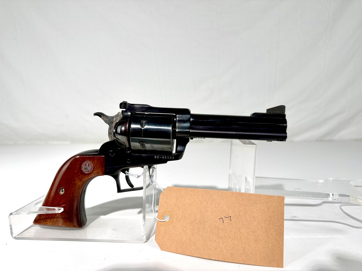 77 RUGER NEW MODEL BLACKHAWK 44 MAG REVOLVER