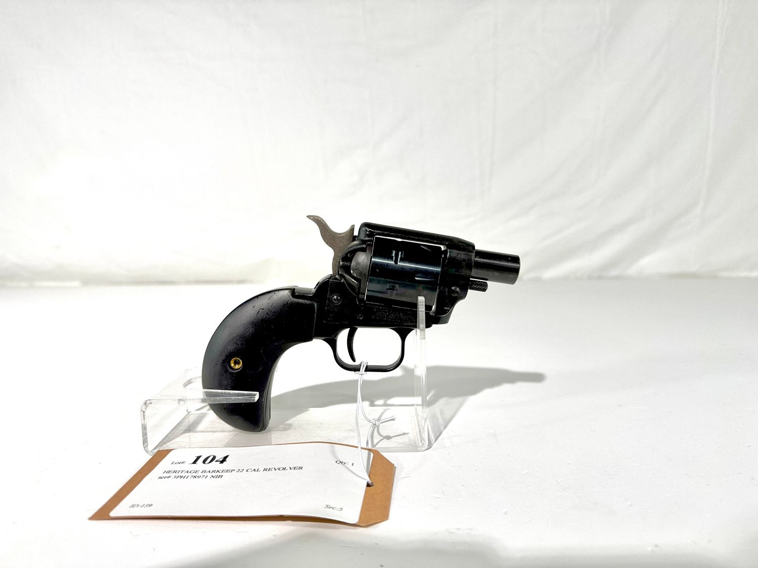 104 HERITAGE BARKEEP 22 CAL REVOLVER