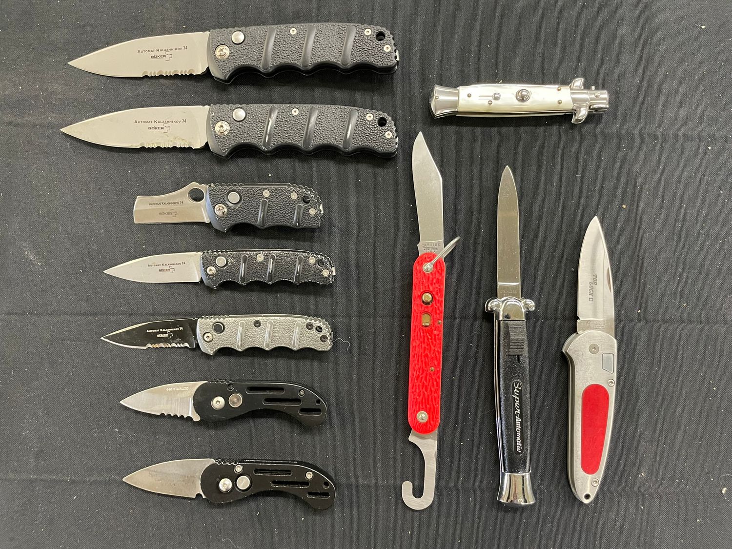 452 ASSORTED AUTOMATIC KNIVES