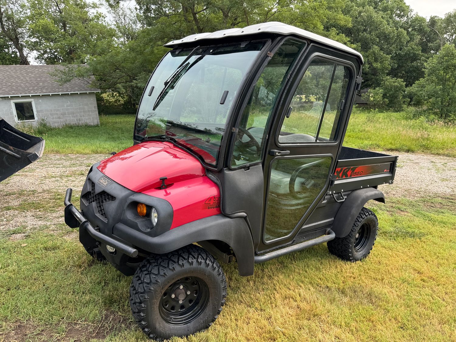 CLUB CAR XRT 1550 4x4 UTILITY VEHICLE