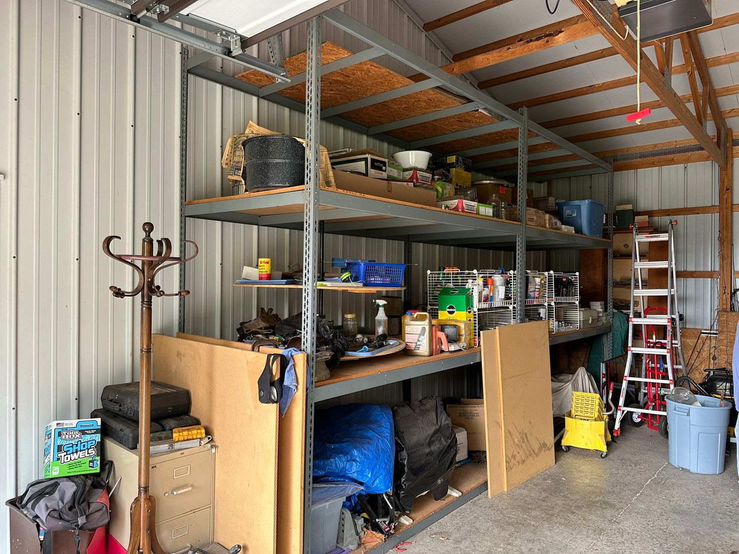 LARGE HEAVY DUTY PALLET RACKING