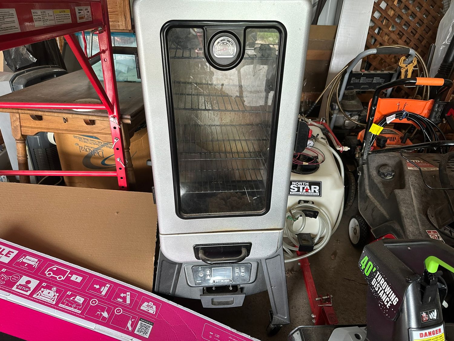 PIT BOSS ELECTRIC SMOKER