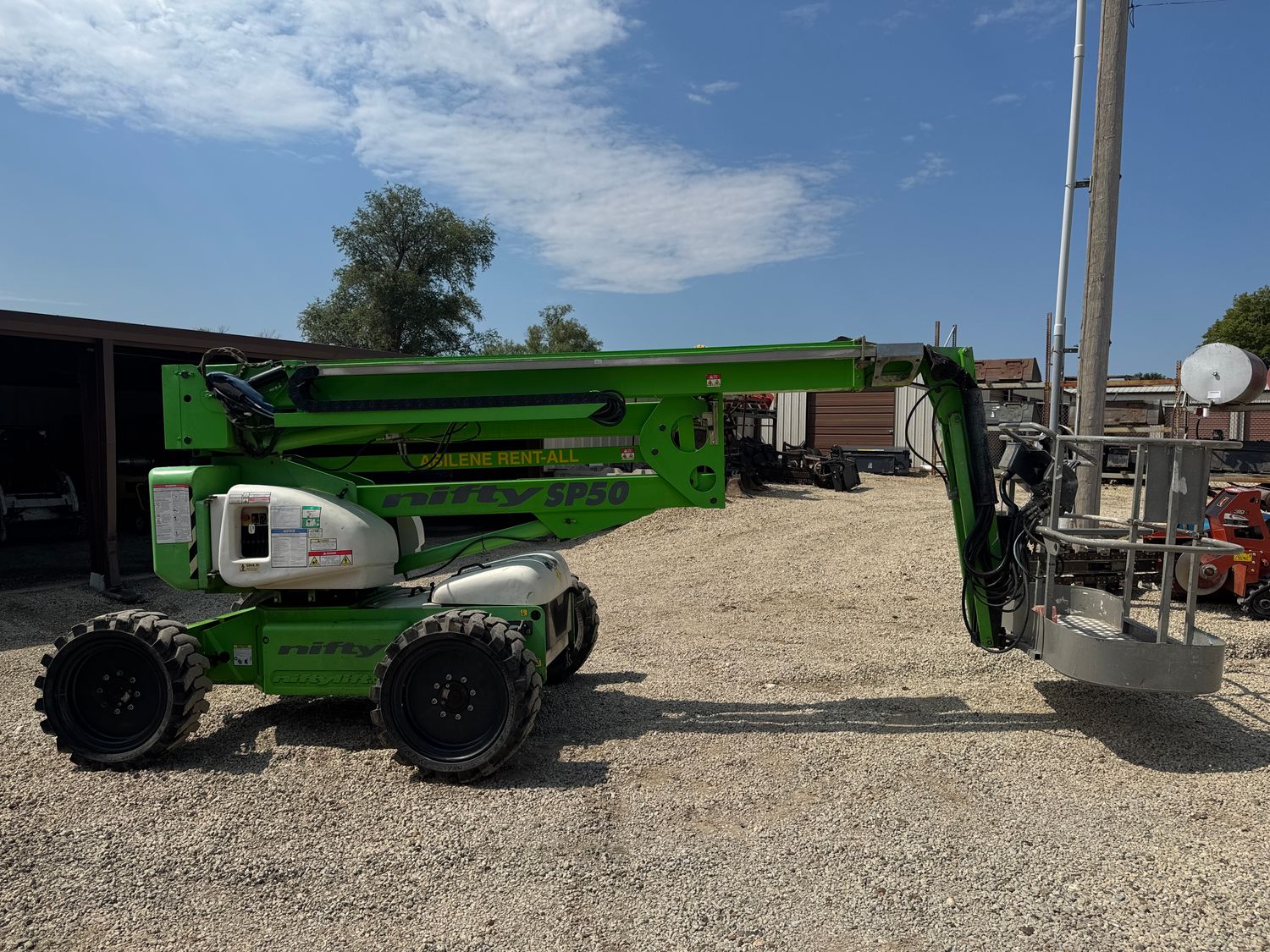 2 2008 NIFTYLIFT SP50 4X4 SELF-PROPELLED BOOM LIFT