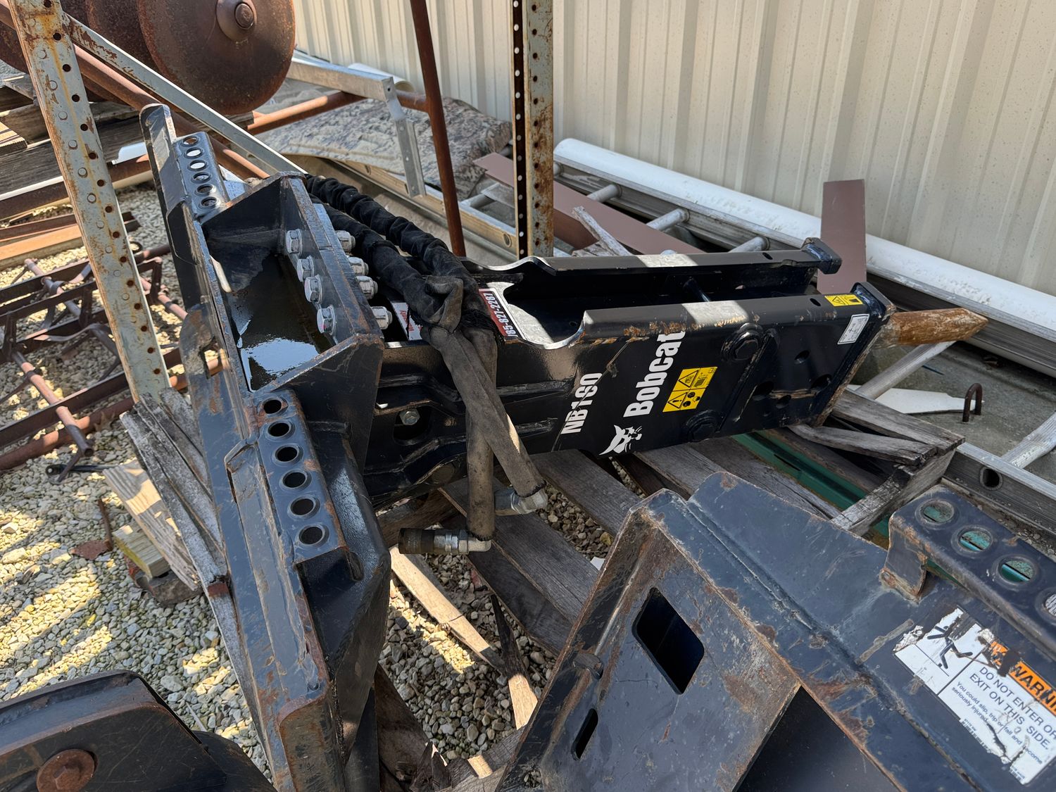 15 2023 BOBCAT NITROGEN CONCRETE BREAKER