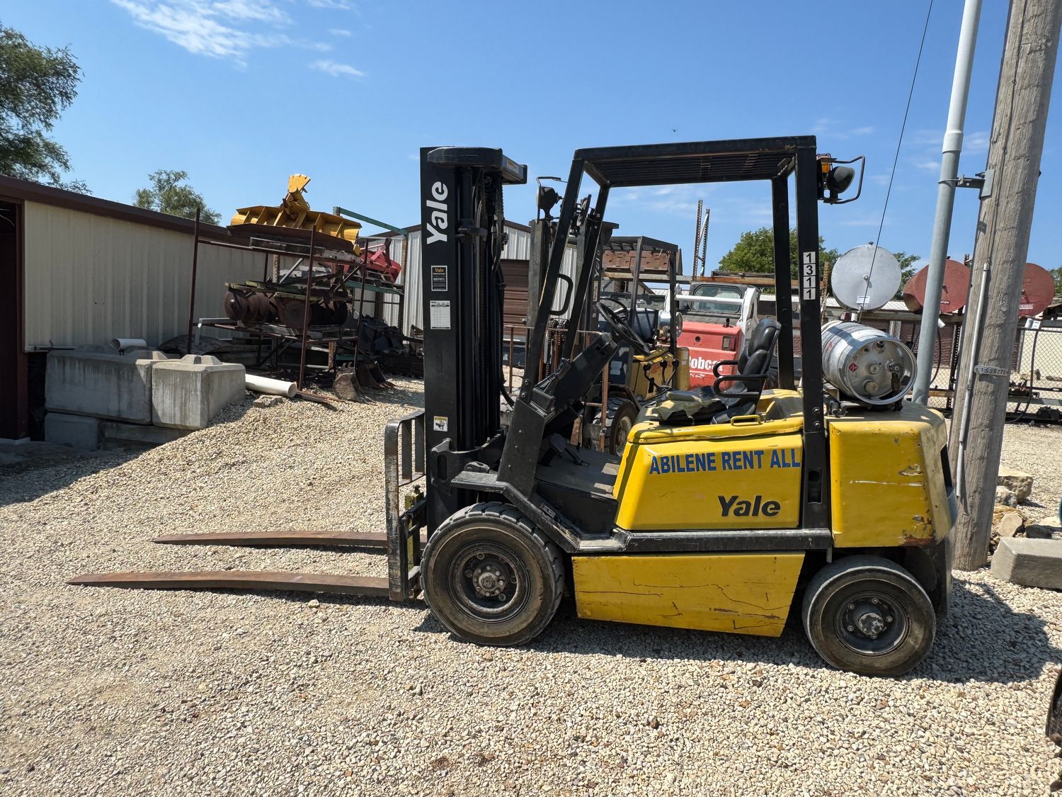 20 YALE 5000 LB CAPACITY PROPANE FORKLIFT