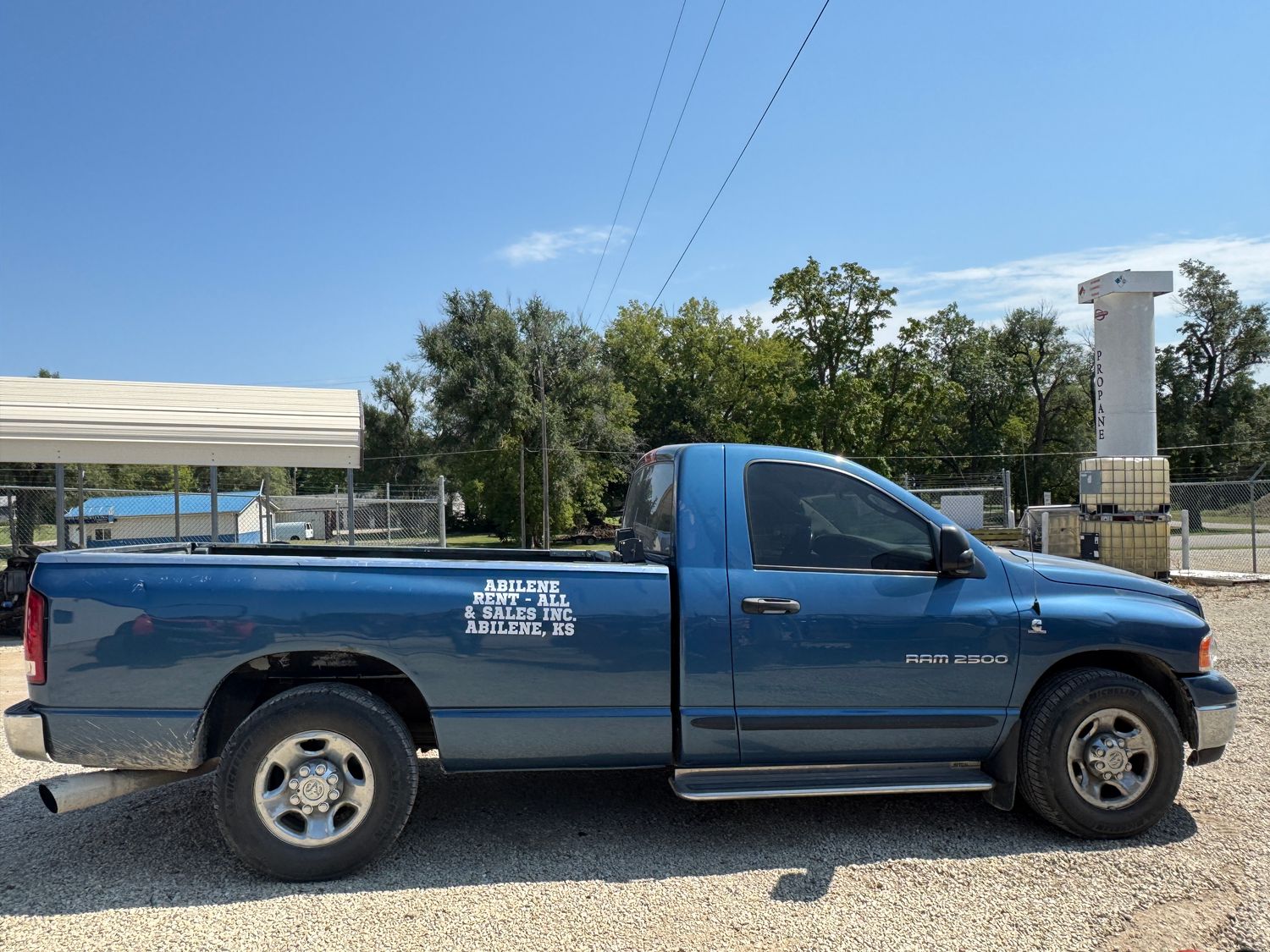 33 2005 DODGE RAM 2500 SLT TRUCK