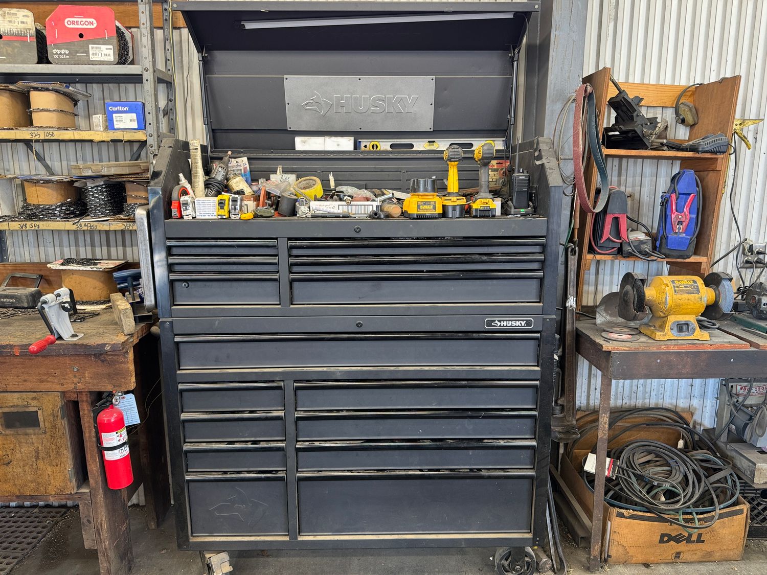 HUSKY ROLL-AROUND TOOLBOX- FULL OF TOOLS