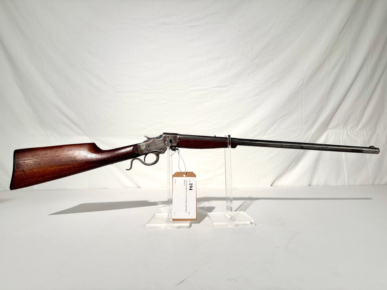 194 J STEVENS A&amp;T CO. 32L CAL SINGLE SHOT RIFLE