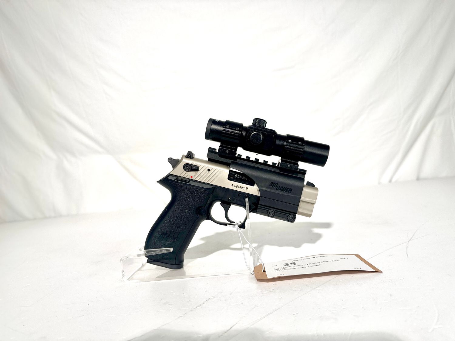 35 SIG SAUER MOSQUITO 22LR SEMI AUTO PISTOL