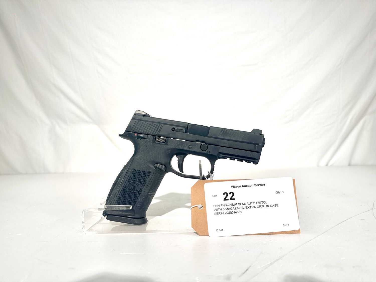 22 FNH FNS-9 9MM SEMI AUTO PISTOL