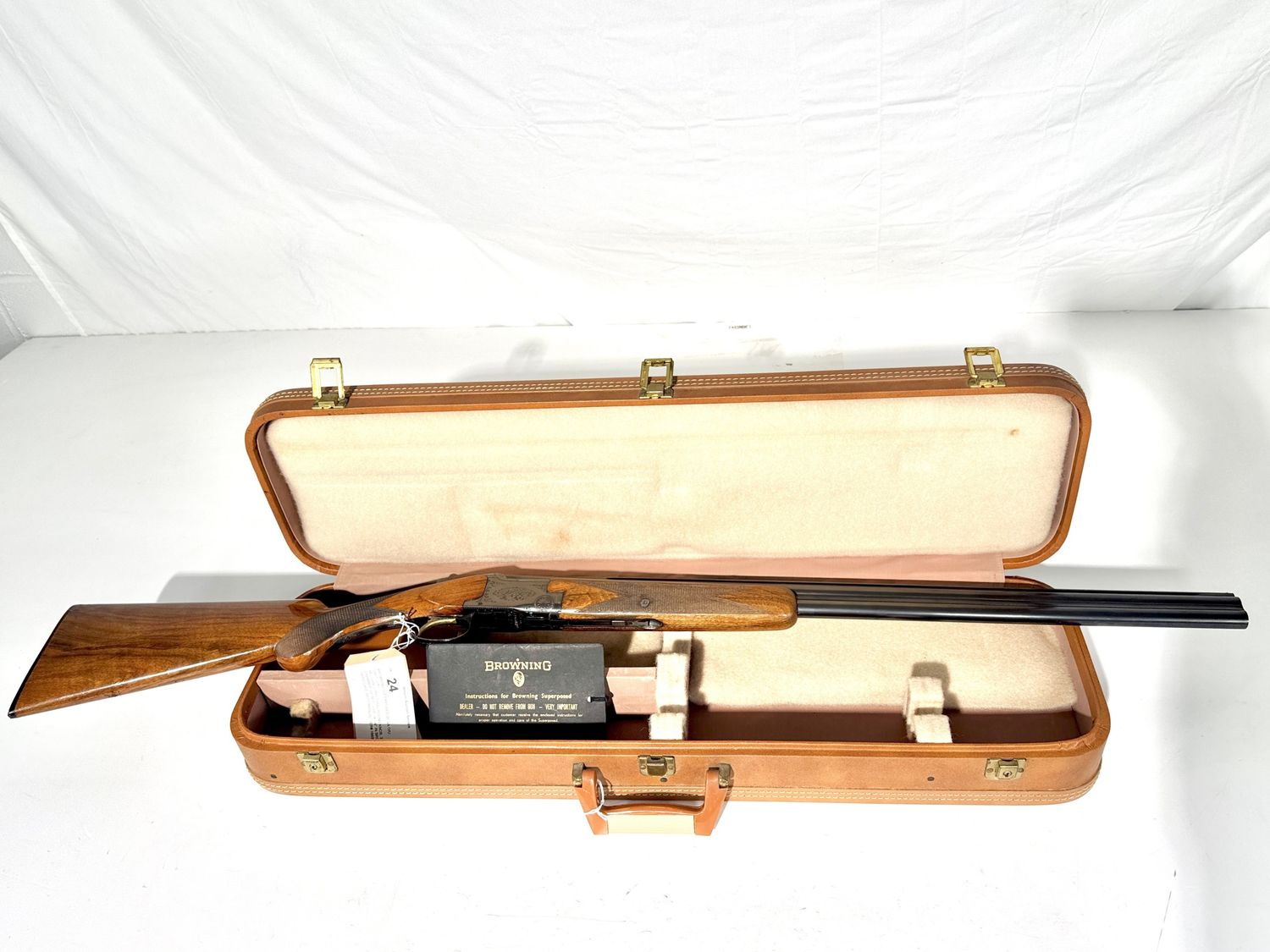 24 BROWNING SUPERPOSED 20 GA O/U SHOTGUN