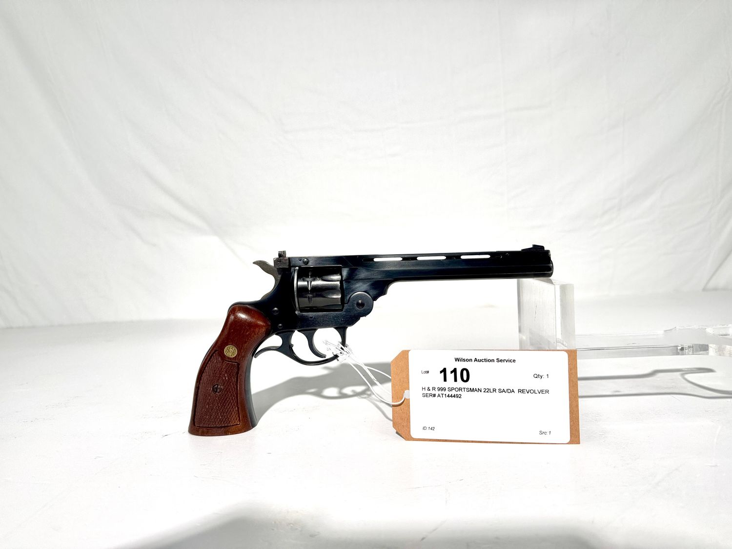 110 H &amp; R 999 SPORTSMAN 22LR SA/DA  REVOLVER