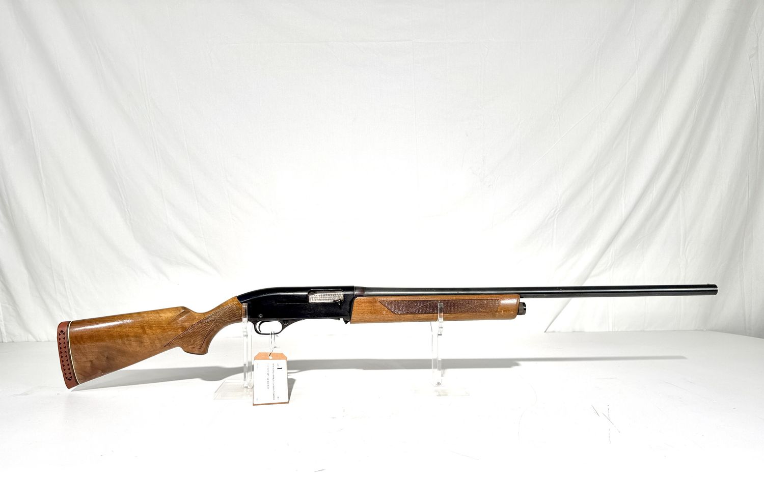 1 WINCHESTER 1400 MKII 12 GA SEMI AUTO SHOTGUN