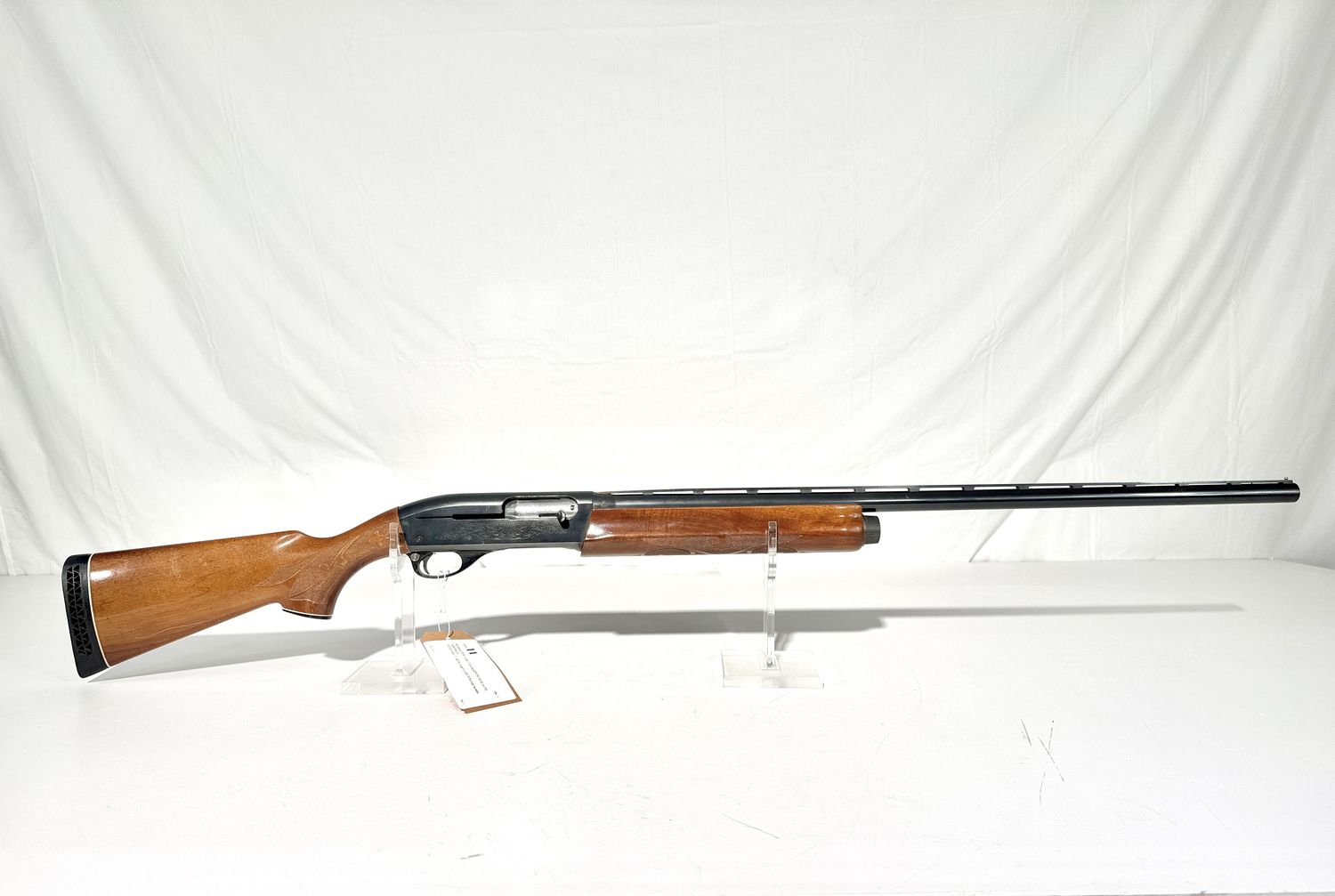 11 REMINGTON 1100 12 GA MAGNUM SEMI AUTO SHOTGUN