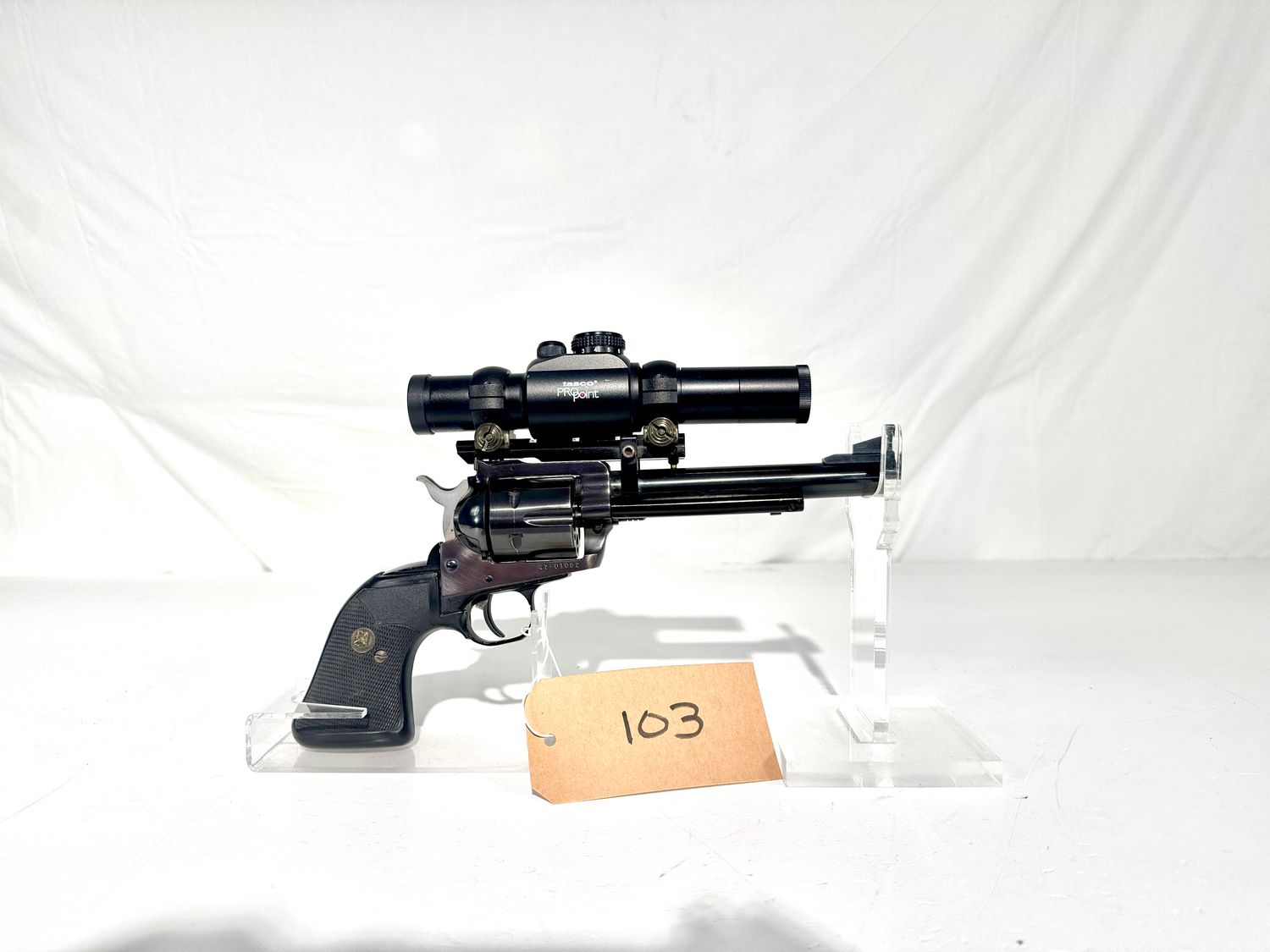 103 RUGER NEW MODEL BLACKHAWK 41 MAG REVOLVER