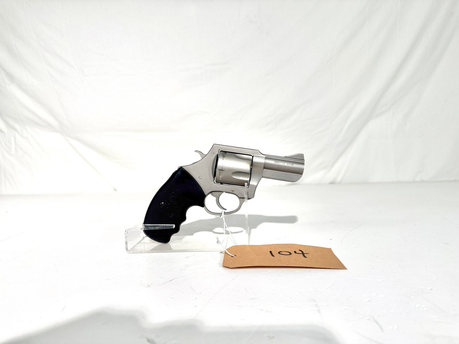 104 CHARTER ARMS 41 MAG PUG REVOLVER