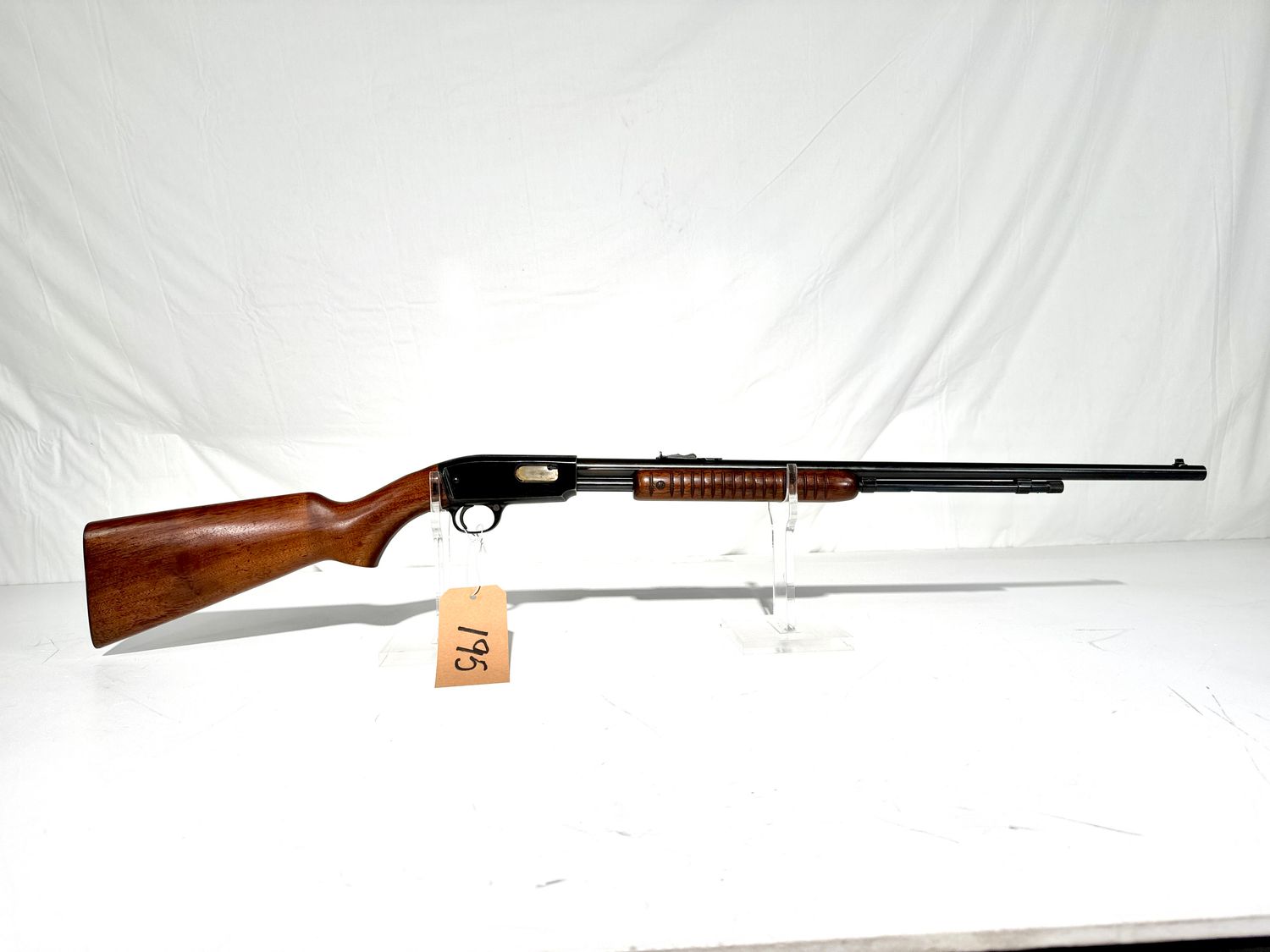 195 WINCHESTER MODEL 61 22 S/L/LR PUMP RIFLE