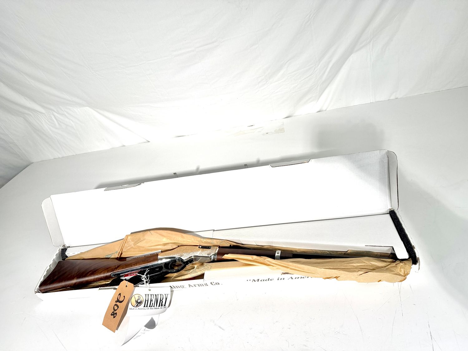 208 HENRY H004SEV 17 HMR LEVER ACTION RIFLE