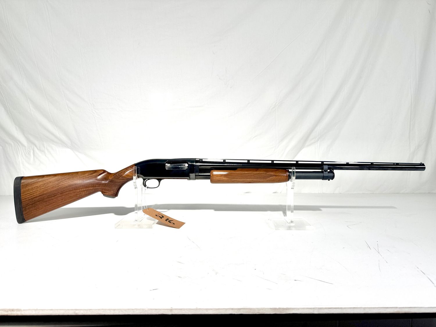 216 WINCHESTER MODEL 12 20 GA PUMP SHOTGUN