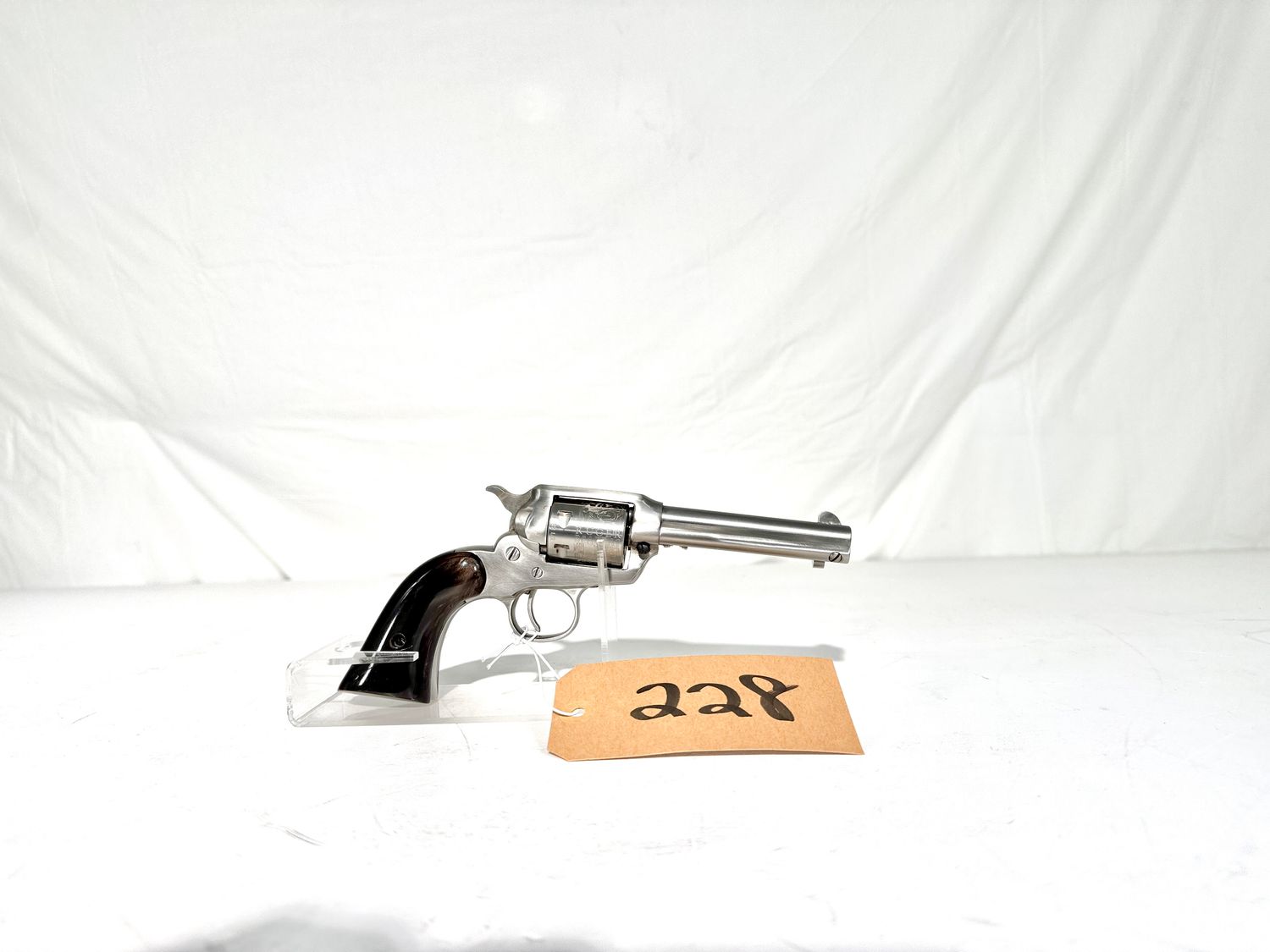 228 RUGER BEARCAT 22LR CAL REVOLVER