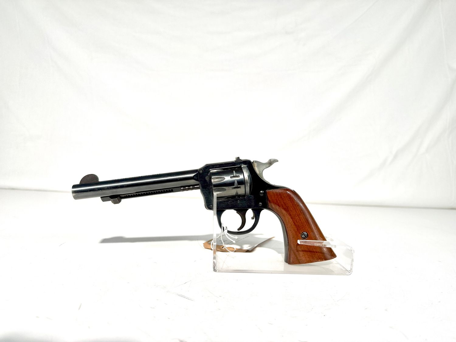 11 H &amp; R model 949 22 cal revolver